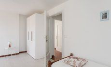Casa Su Faru 3 | Zimmer 2 mit zwei Einzelbetten und Schrank Zimmer mit zwei Einzelbetten und Schrank Su Faru 3 Pula