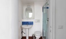Casa Su Faru 3 | Bad 2 mit Dusche, Zugang vom Wohnzimmer Bad mit Dusche Su Faru 3 Pula