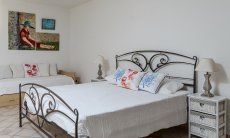Villa Isabelle | Schlafzimmer 1 mit Doppelbett Villa Isabelle, Torresalinas