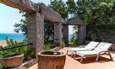 Casa 23 | Terrasse mit gemütlichen Sonnenliegen und Meerblick Casa 23, Sant Elmo