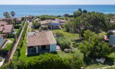 Villa Serena | Luftansicht der Villa Serena - das Meer zu Füßen Luftansicht, Villa Serena, Costa Rei