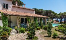 Villa Pola | Haus mit schattiger, eingewachsener Terrasse, Pool und Meerblick Villa Pola, Santa Margherita di Pula