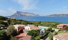 Villa Maestrale | Privatvilla mit Pool und Meerblick Hausdarstellung Villa Maestrale, Cala Ginepro, Nordsardinien