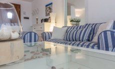 Villa Maestrale | Gemütliche mediterrane Sofagarnitur Villa Maestrale, Cala Ginepro, Olbia