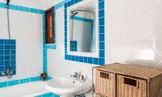 Villa Maestrale | Badezimmer mit Badewanne New picture
