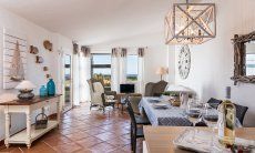 Li Conchi 17 | Lichtdurchflutetes Wohnzimmer miit vielen Details einer Designvilla New Picture 2022