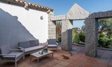 Li Conchi 33 | Gemütliche Terrasse mit Granitbogen und Meerblick New Picture 2022
