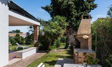 Villa Palme | Grillbereich mit Zugang zur Terrasse New Picture