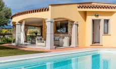 Villa Girasole | Pool der Villa Girasole New Picture