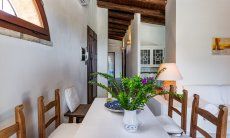 Villa Fiori 3 | Der Eßtisch liegt neben der Küche New Picture 2025