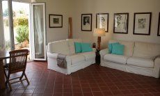 Villa Aquila Giardino | Ein gemütliches Wohnzimmer - stilvoll eingerichtet Wohnzimmer
