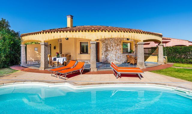 Villa Levante 32 | Villa mit Privatpool am Strand New Picture 2024